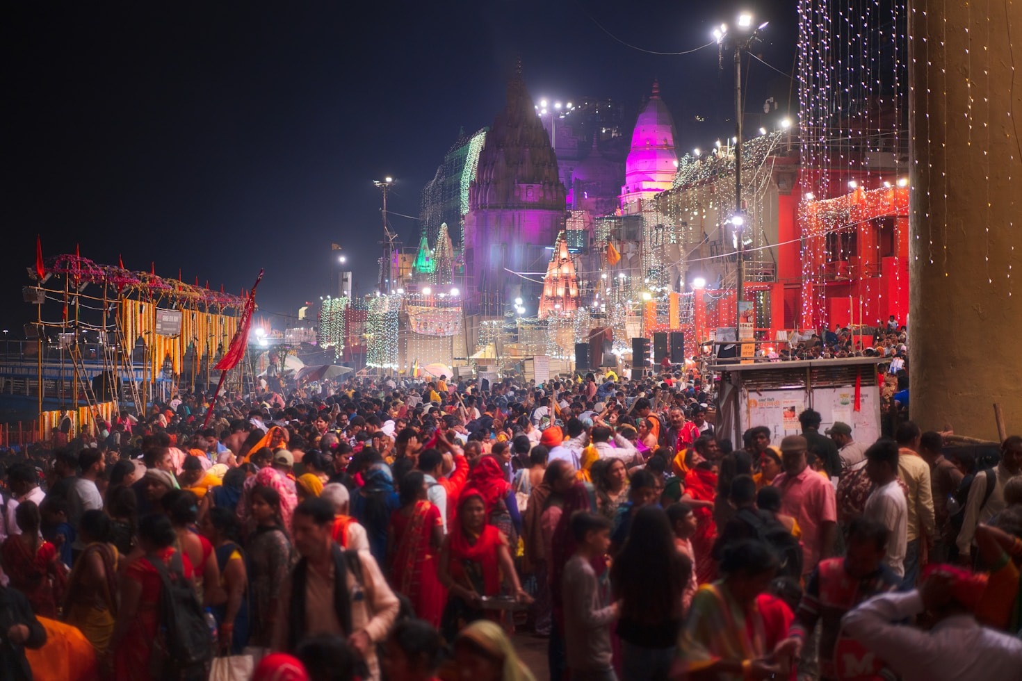 Unveiling the Magic of Authentic City Exploration
